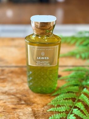Bath & Body Works Leaves Shower Gel - NEW